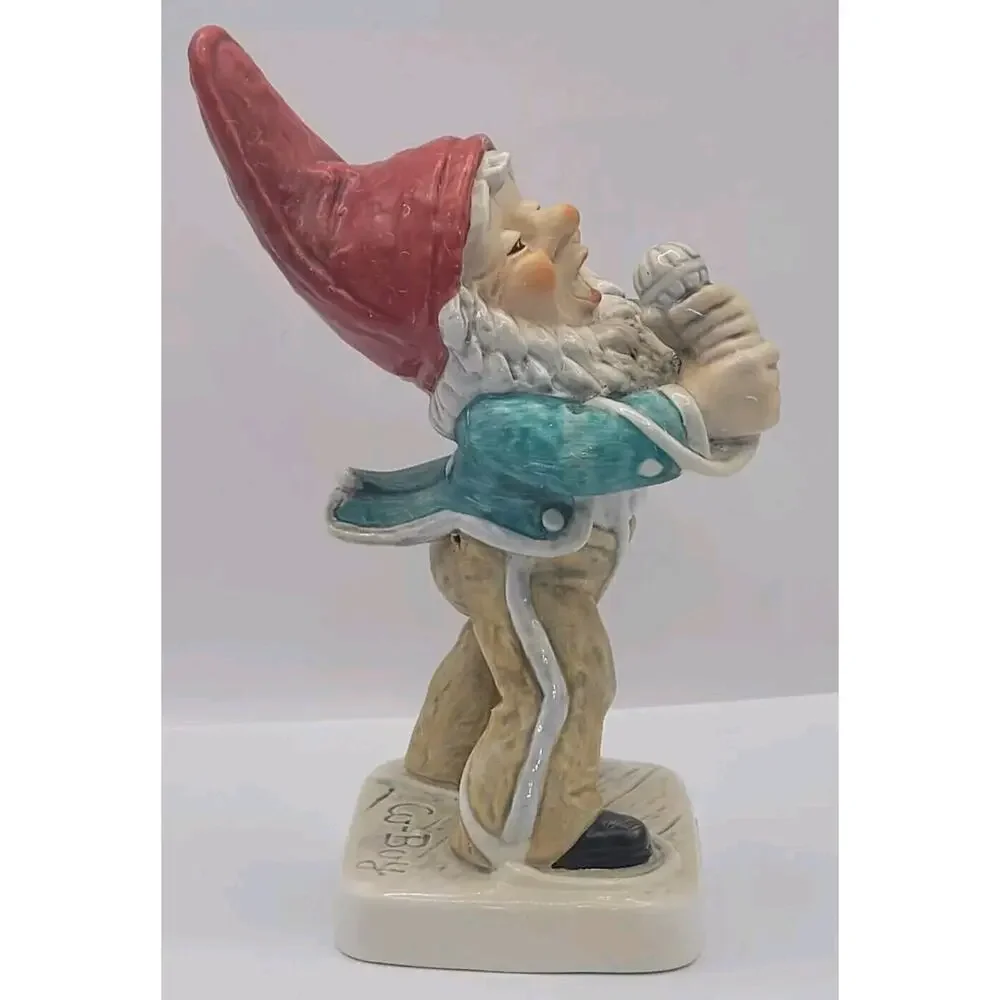 GOEBEL Co-Boy NICK the NIGHTCLUB Singer GNOME FIGURE Retired West Germany Hubbel